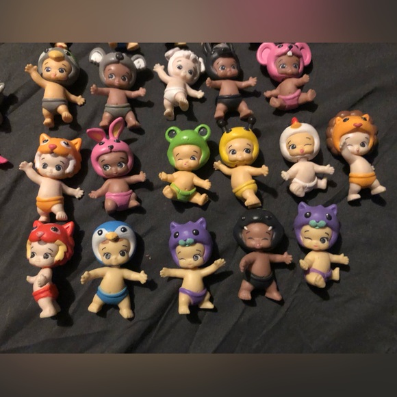 Large TWOZIE BABY Collection - Picture 2 of 4